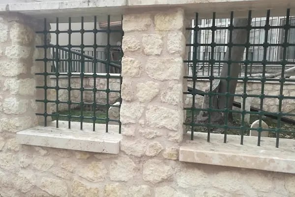 İnadiye Baba türbesi - Resim 10