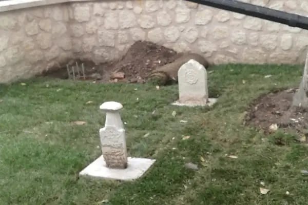 İnadiye Baba türbesi - Resim 11