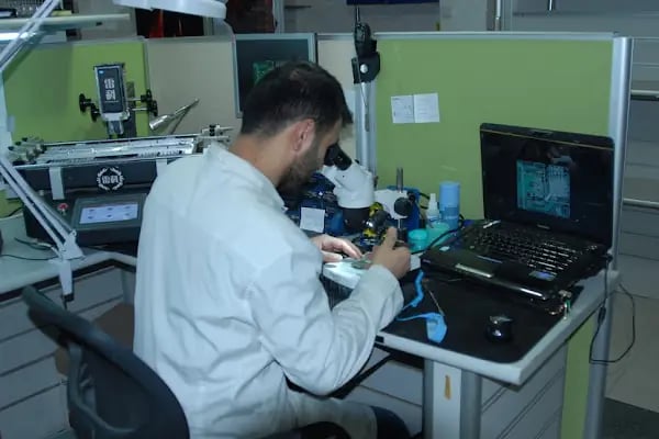 Uğurcan Kırtasiye & Bilgisayar & Cep Telefonu Teknik Servisi - Resim 14