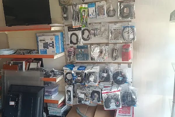 ZİRVE ELK.(TELEVIZYON-LED-TV-PLAZMA TV KAMERA VE GUVENLIK SISTEMLERİ UYDU ÇANAK ANTEN ,TV TAMİRİ) Arnavutköy Tv tamircisi - Resim 4