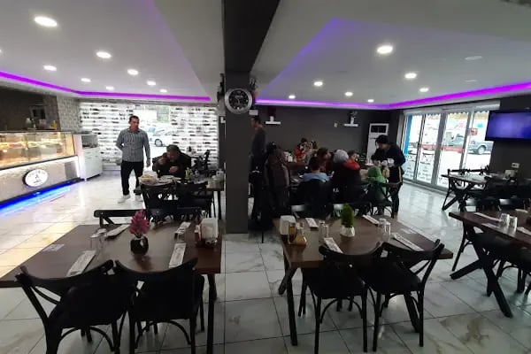 ARSLAN ŞİMŞEK KÖFTECİSİ LÜTFİ USTA - Resim 18