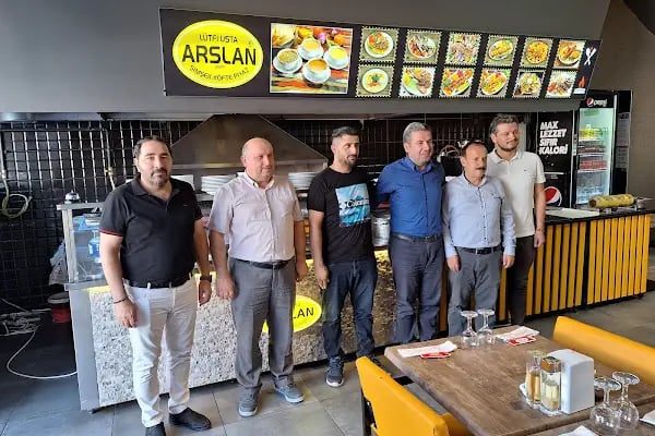 ARSLAN ŞİMŞEK KÖFTECİSİ LÜTFİ USTA - Resim 17