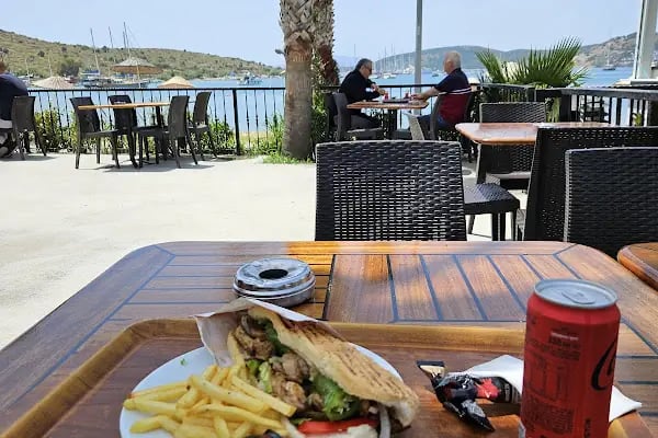 Gumbet Belediye Cafe - Resim 5