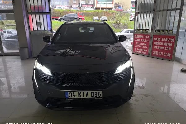 ŞAHİN OTO CAM SERVİSİ KİLİT VE CAM KRİKO MERKEZİ - Resim 12