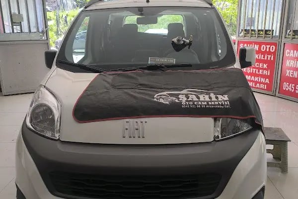 ŞAHİN OTO CAM SERVİSİ KİLİT VE CAM KRİKO MERKEZİ - Resim 17