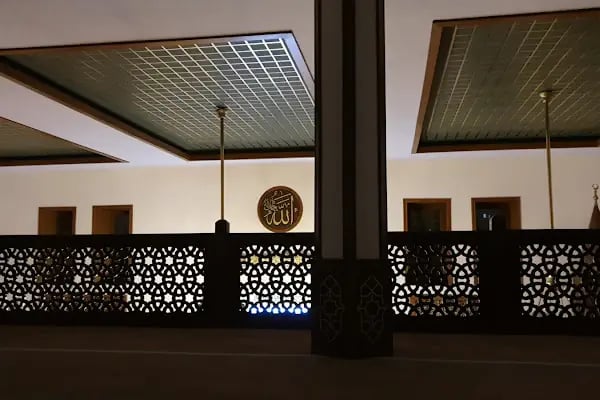 Şehitlik Camii - Resim 9