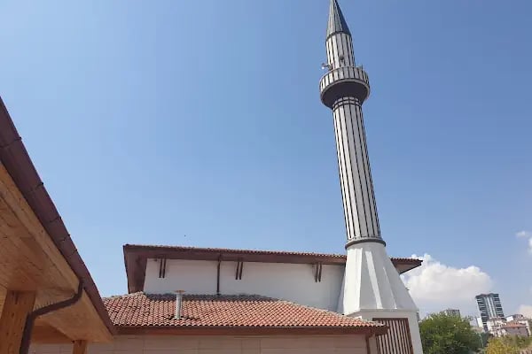 Şehitlik Camii - Resim 3