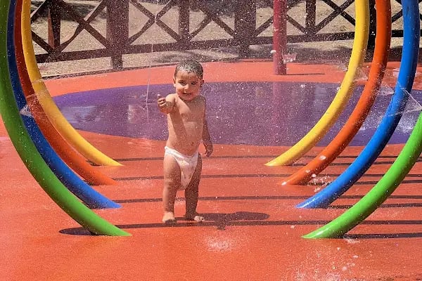 Yüreğir Belediyesi su parkı - Resim 12
