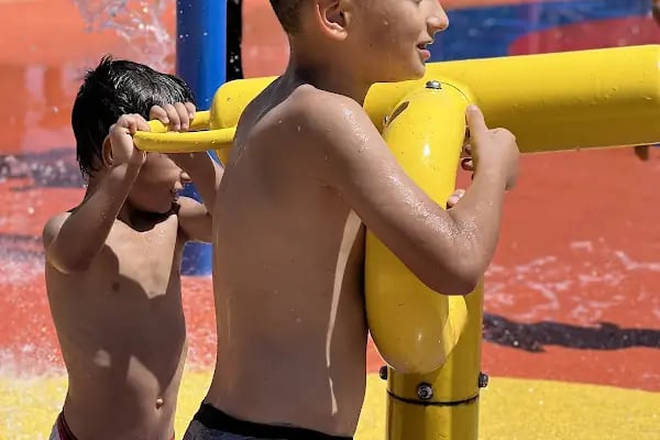 Yüreğir Belediyesi su parkı - Resim 9