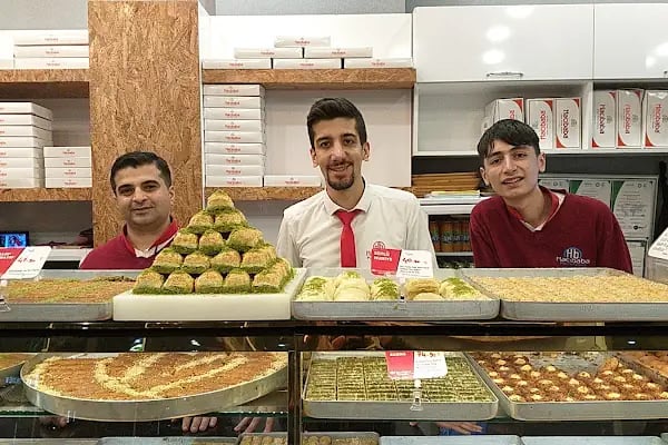 Hacıbaba Pastaneleri Gevran Şubesi - Resim 19