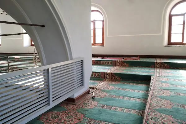 Alaçatı Pazaryeri Camii - Resim 9
