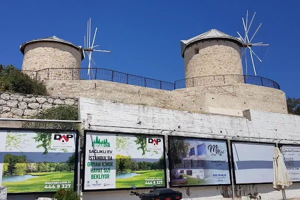 Alaçatı Pazaryeri Camii - Resim 13