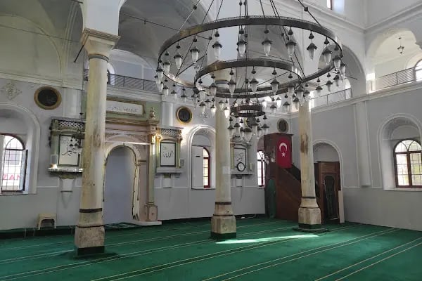 Alaçatı Pazaryeri Camii - Resim 2
