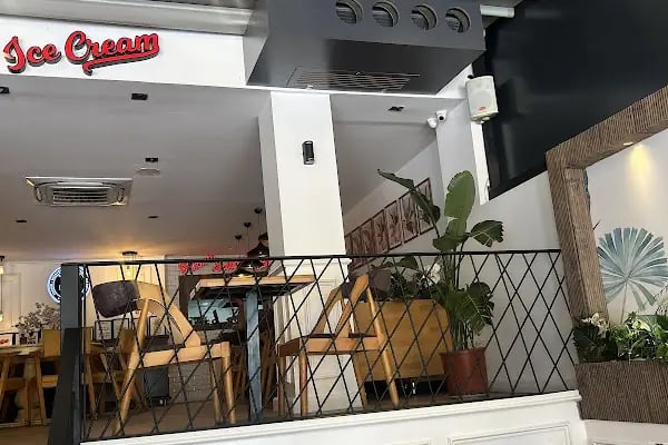 Waffle king cafe - Resim 6