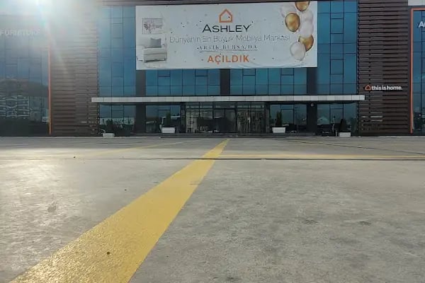 Ashley Furniture HomeStore - Resim 7