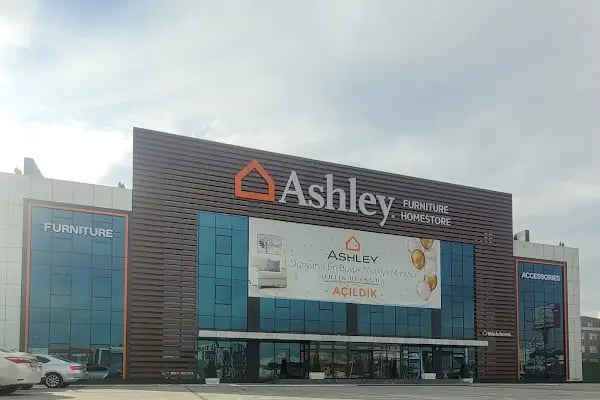 Ashley Furniture HomeStore - Resim 4