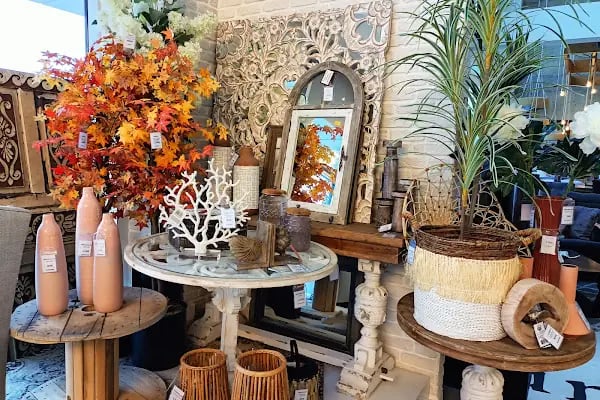 Ashley Furniture HomeStore - Resim 6