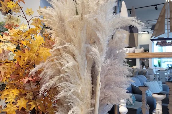 Ashley Furniture HomeStore - Resim 9