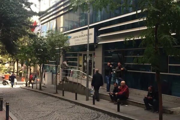 T. C. Sosyal Güvenlik Kurumu İstanbul İl Müdürlüğü Şişli Sosyal Güvenlik Merkezi - Resim 20