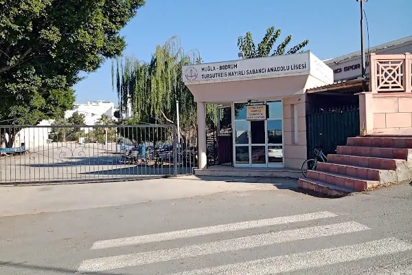 Hayırlı Sabancı Anadolu Lisesi - Resim 6