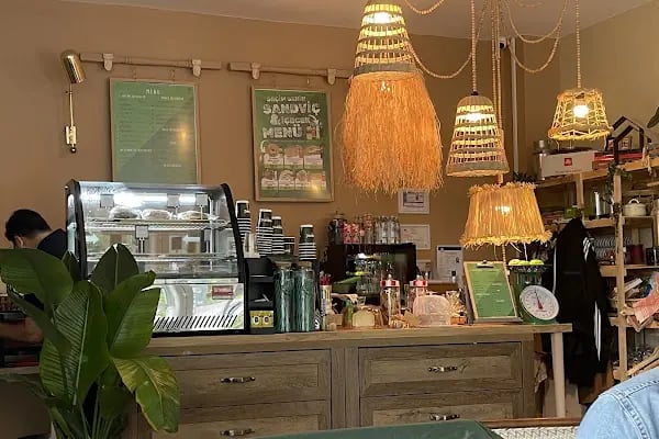 Emmog Cafe - Resim 17