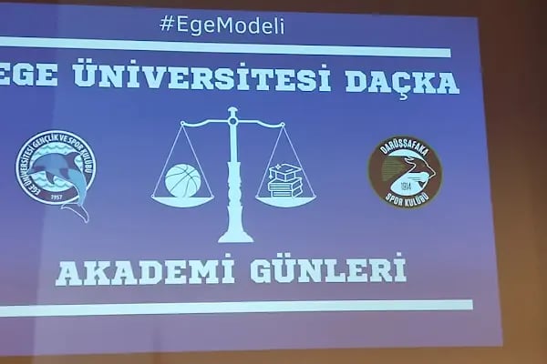 Fen Fakültesi Konferans Salonu - Resim 1