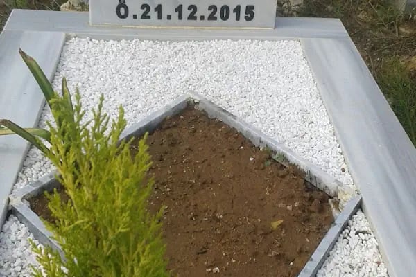 Pelitli Köyü Mezarlığı - Resim 11