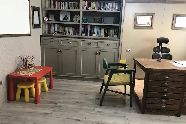 Uzm. Dr. Ahmet Şenses Muayenehanesi - Resim 3