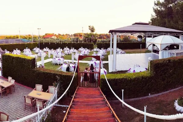 Met Garden - Resim 3