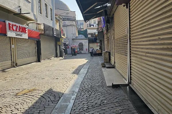 Kemeraltı Camii - Resim 8
