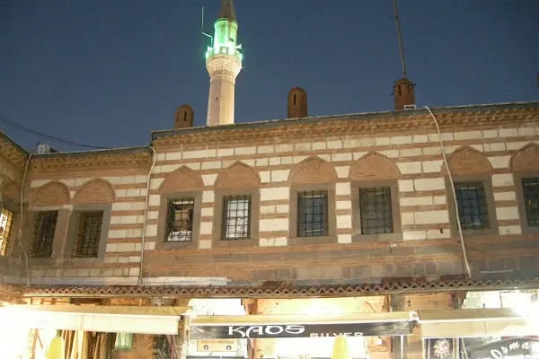 Kemeraltı Camii - Resim 18