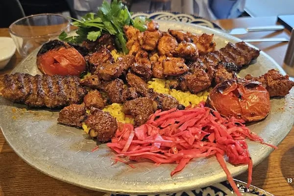 Mandalin Cafe &amp; Restaurant - Resim 3