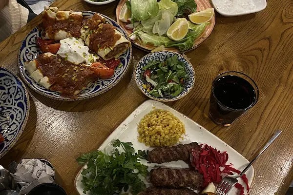 Mandalin Cafe &amp; Restaurant - Resim 8