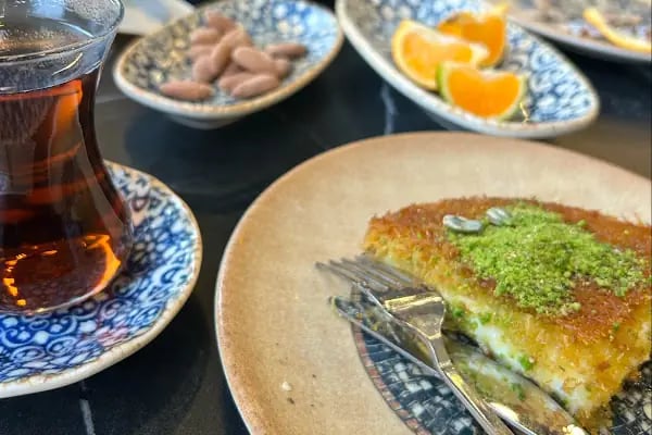 Mandalin Cafe &amp; Restaurant - Resim 12