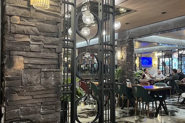 Mandalin Cafe &amp; Restaurant - Resim 16