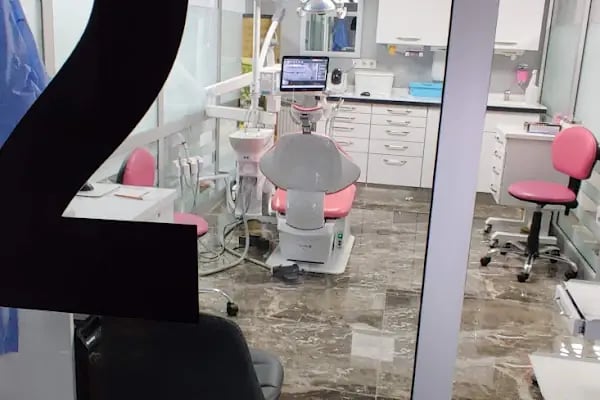 ÖZEL DENTAL ANK - Ümitköy Ağız ve Diş Sağlığı Merkezi - Resim 6