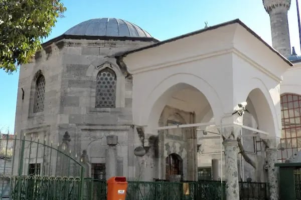 Safiye Hatun Türbesi - Resim 1