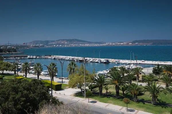 Aliağa Balıkçı Barınağı - Resim 18