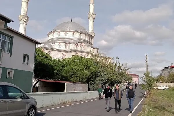 Veysel Karani Camii - Resim 14