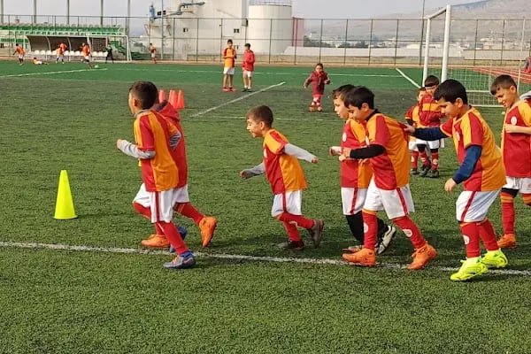 Nizip Galatasaray Futbol Okulu - Resim 2