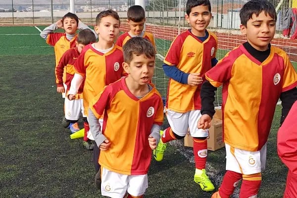 Nizip Galatasaray Futbol Okulu - Resim 3