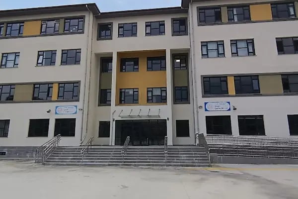 Gazi İlkokulu - Resim 3