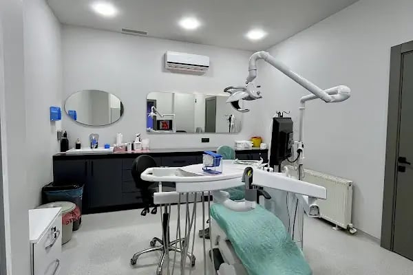 Diş Hekimi Birkan AVCI Diş Hekimi Enes ULUDAĞ - Resim 4