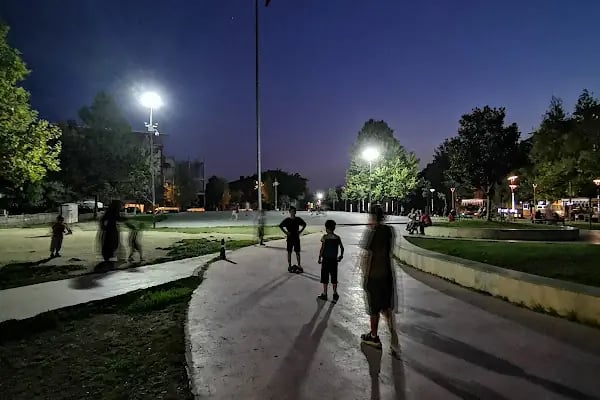 Aliya İzzetbegoviç Parkı - Resim 8