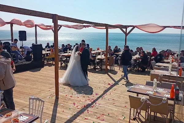 Rengin Cafe Bar - Resim 18