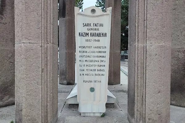 Kazım Karabekir Anıt Mezarı - Resim 2