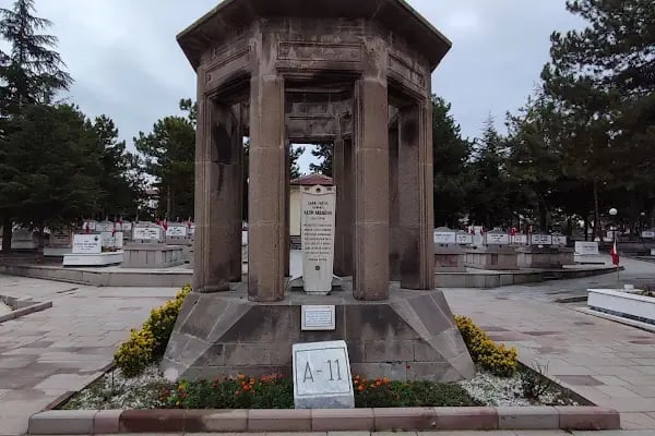 Kazım Karabekir Anıt Mezarı - Resim 3