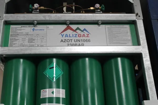 Yalız Sınai Gaz Teknik Hırdavat Gemi ve Tersanecilik San.Tİc.Ltd.Şti. - Resim 8