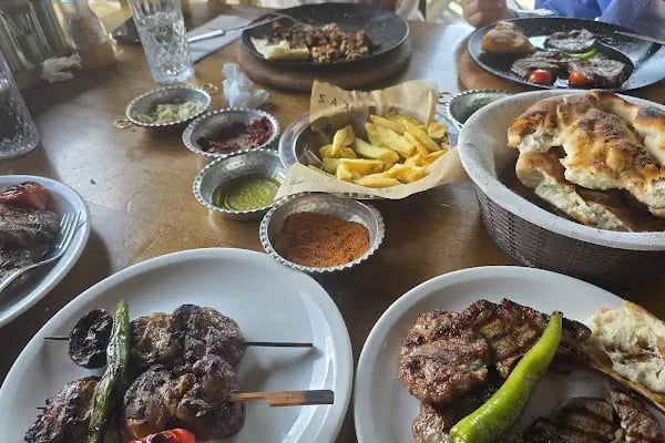 ISTAKOZ Hotel & Restaurant - Resim 4