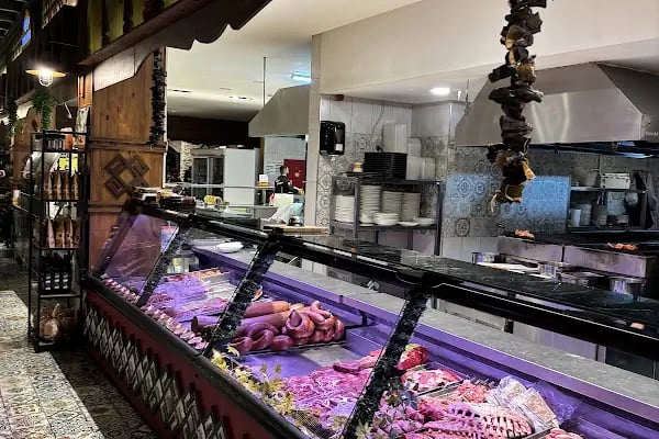ISTAKOZ Hotel & Restaurant - Resim 16